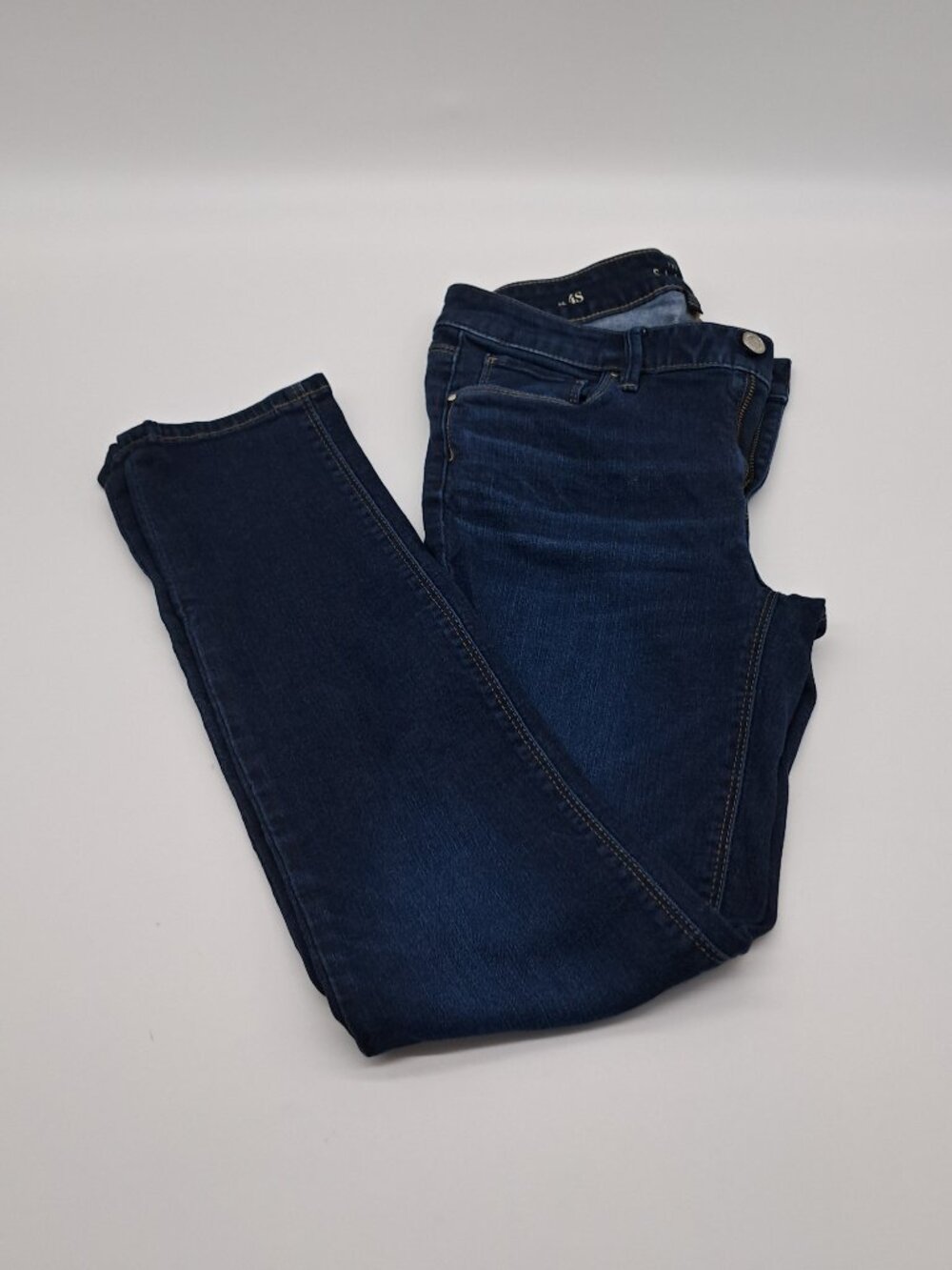 White House Black Market Slim Mid-Rise Stretch Soft Demin Jeans Size 4 S